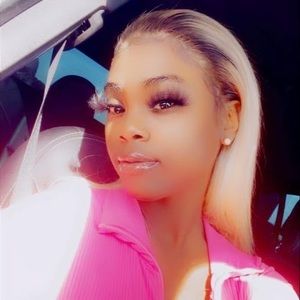 Meet your Posher, Latrice